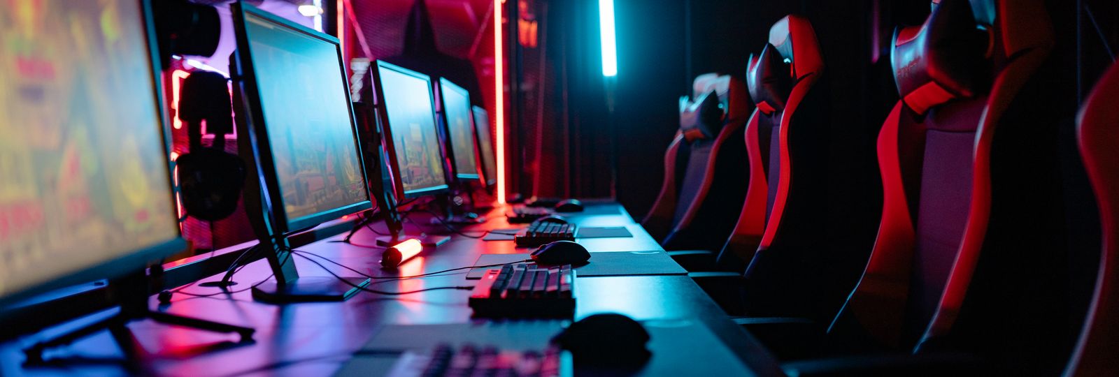 A StrikeCyber crisis response room during a live incident exercise
